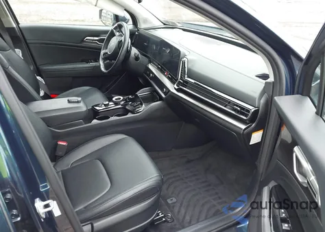 2025 Kia Sportage Hybrid Ex from USA, damaged, VIN KNDPVCDG4S7177752